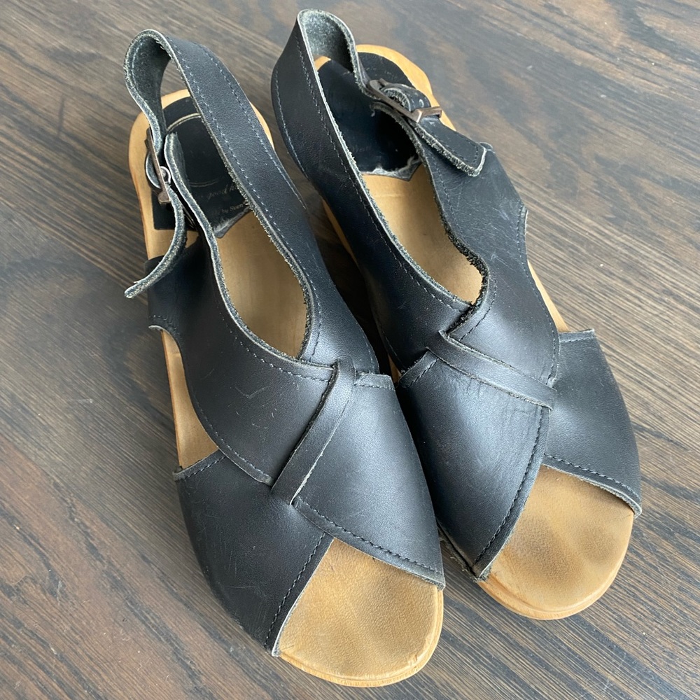 No. 6 Clogs Mid Wedge Crossover Sandals Black 38